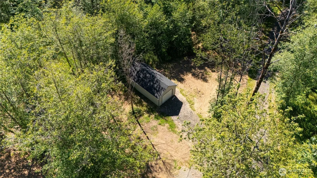 126 Burchett Road Onalaska WA 98570