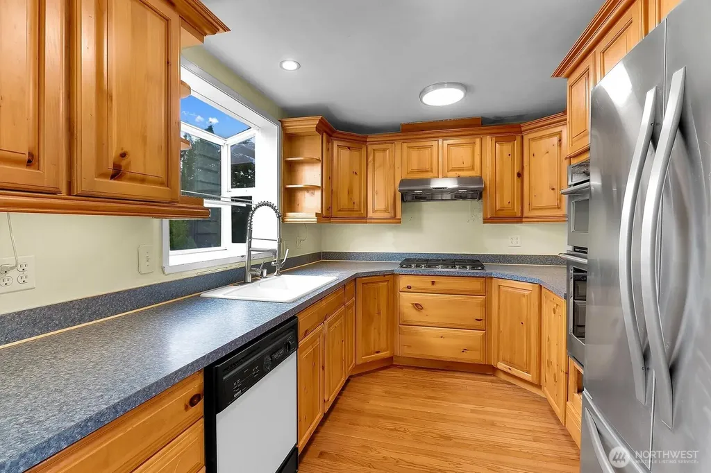 3244 224th Place SW Brier WA 98036