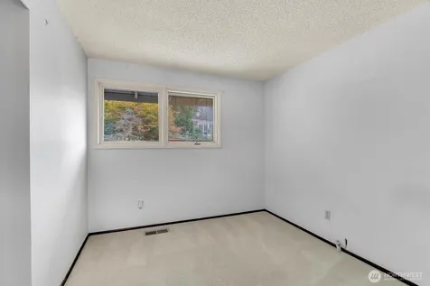 3244 224th Place SW Brier WA 98036