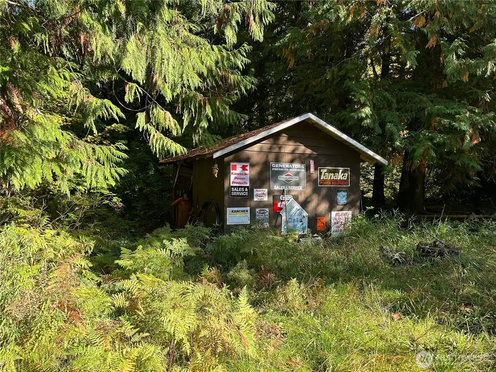 490 Maple Rock Road Matlock WA 98560