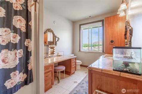 30 Stennes Point Road Pateros WA 98846