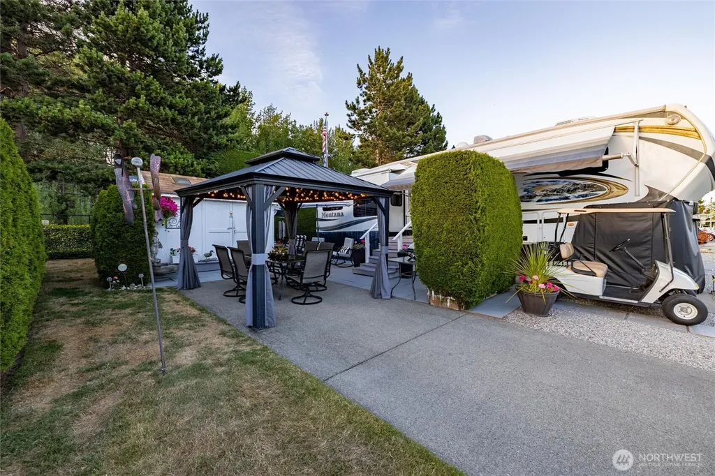 4751 Birch Bay Lynden Road Blaine WA 98230