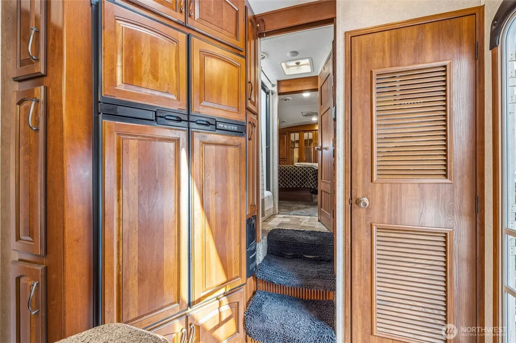 4751 Birch Bay Lynden Road Blaine WA 98230