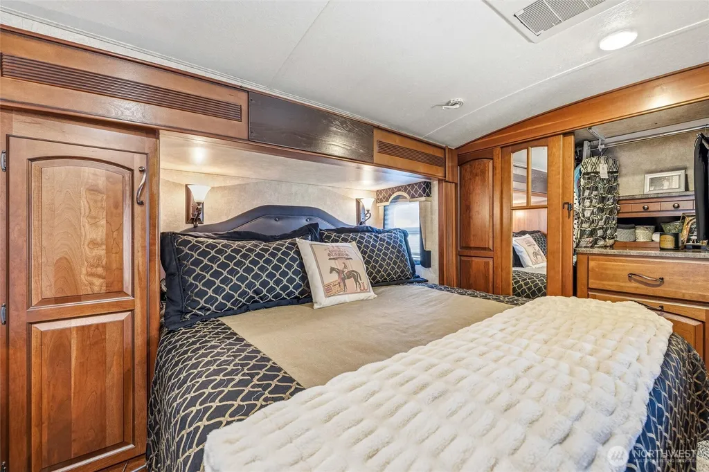4751 Birch Bay Lynden Road Blaine WA 98230