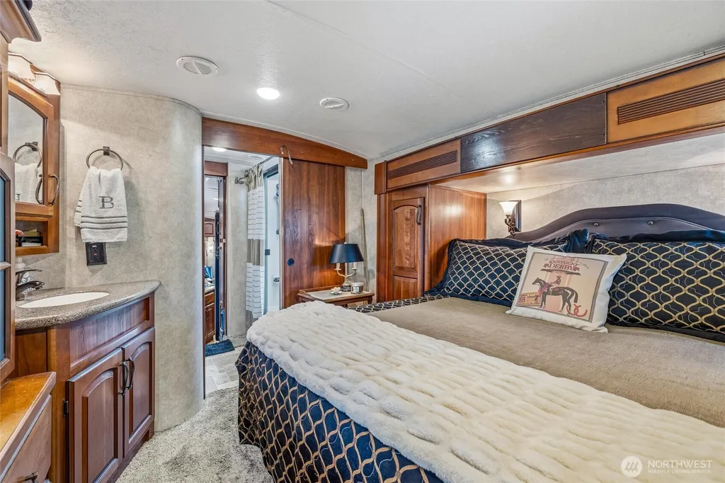 4751 Birch Bay Lynden Road Blaine WA 98230
