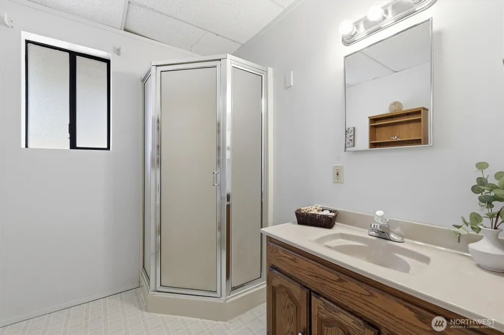 12217 NE 68th Place Kirkland WA 98033