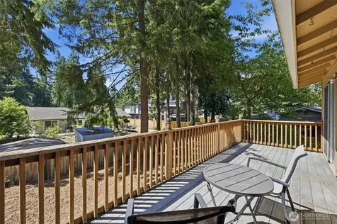 12217 NE 68th Place Kirkland WA 98033