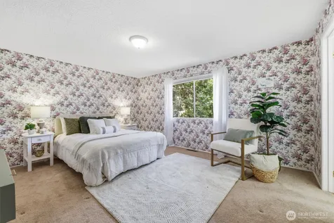 12217 NE 68th Place Kirkland WA 98033