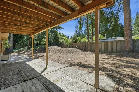 12217 NE 68th Place Kirkland WA 98033