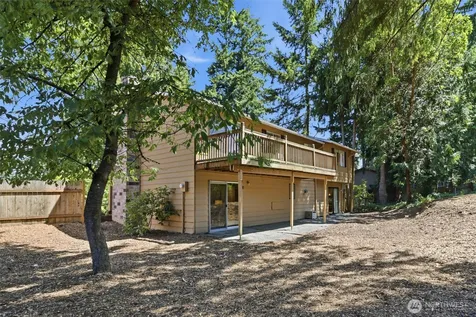 12217 NE 68th Place Kirkland WA 98033