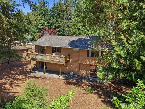 12217 NE 68th Place Kirkland WA 98033