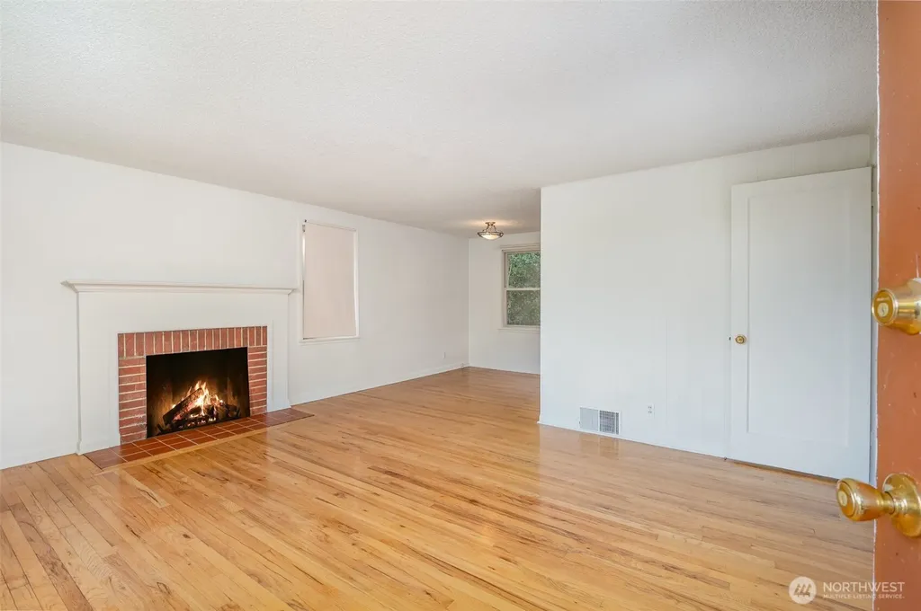 228 NW 56th Street Seattle WA 98107