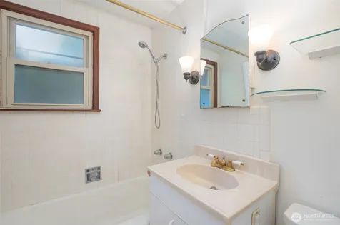 228 NW 56th Street Seattle WA 98107