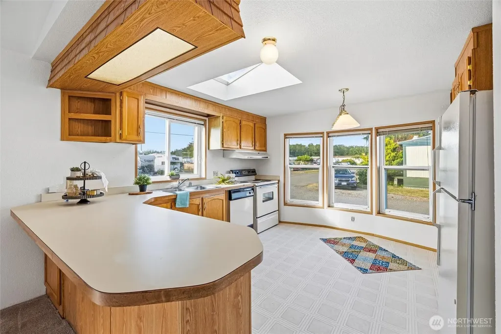 8080 Harborview Road Blaine WA 98230