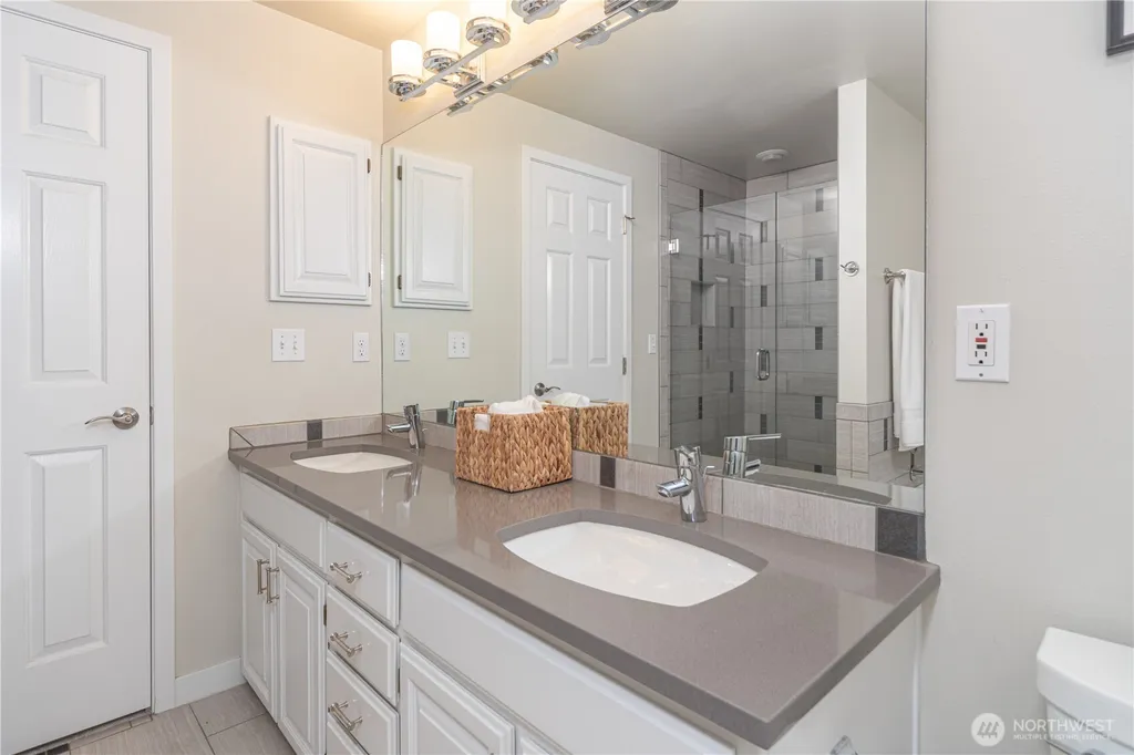10 S Chandler Court Port Ludlow WA 98365