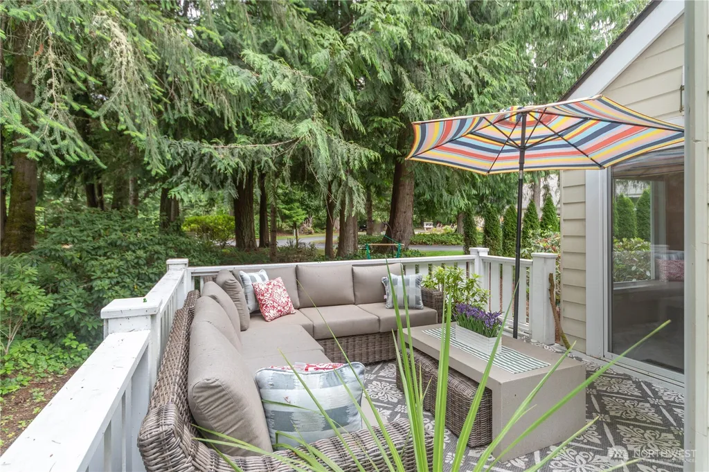 10 S Chandler Court Port Ludlow WA 98365