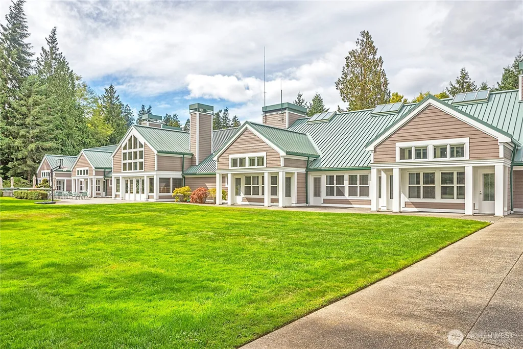 10 S Chandler Court Port Ludlow WA 98365