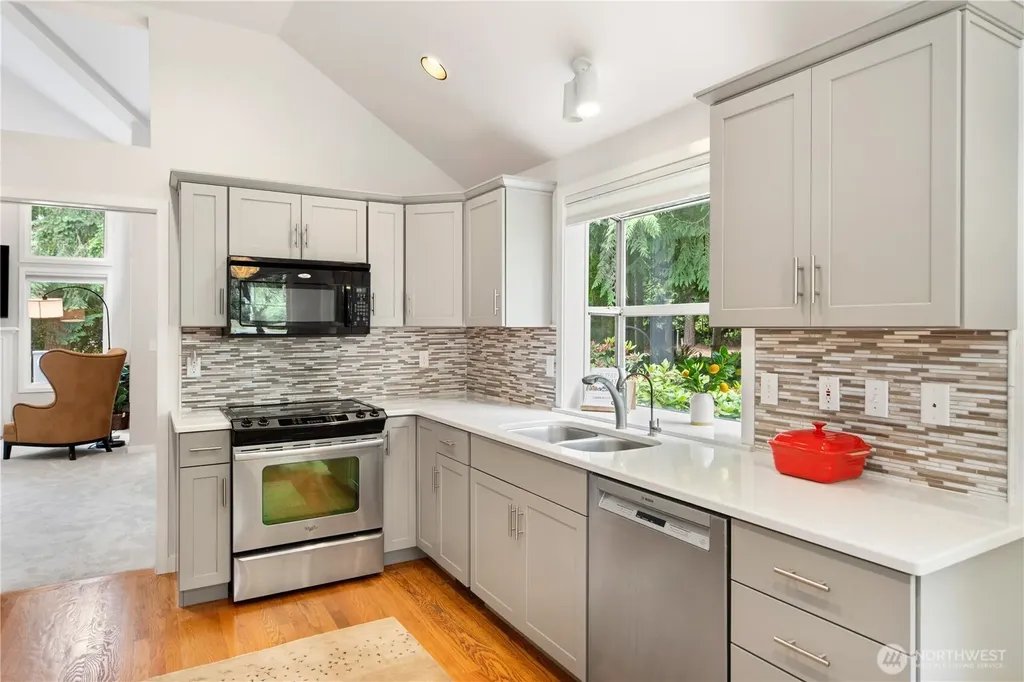 10 S Chandler Court Port Ludlow WA 98365
