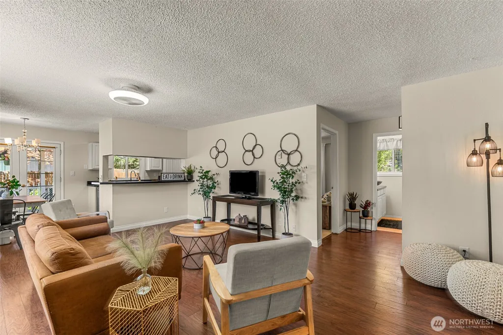 593 Rolfs Place East Wenatchee WA 98802