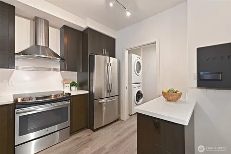 1760 NW 56th Street Seattle WA 98107