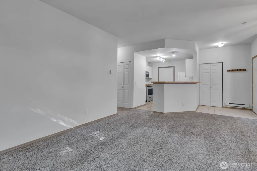 21917 42nd Avenue S Kent WA 98032