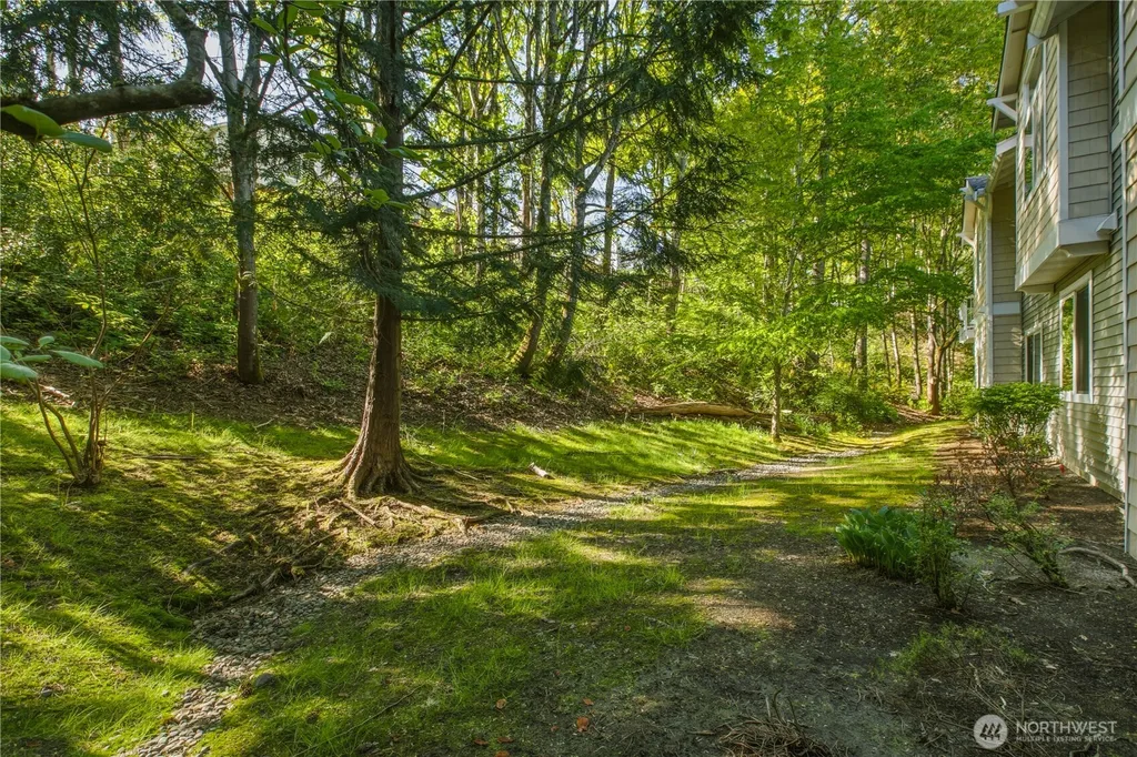 21917 42nd Avenue S Kent WA 98032