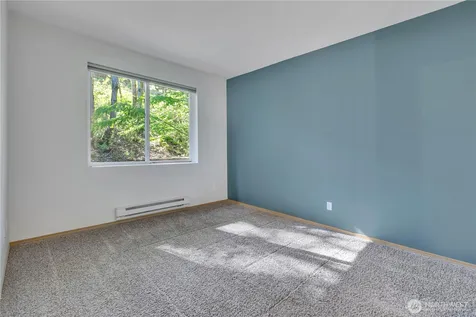 21917 42nd Avenue S Kent WA 98032