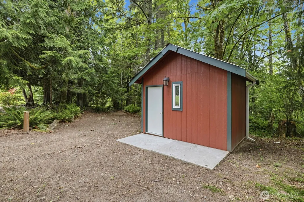 3145 Lakeshore Road Bellingham WA 98226