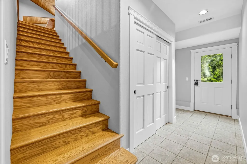 3145 Lakeshore Road Bellingham WA 98226