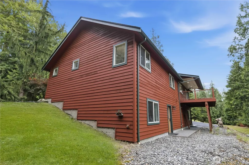 3145 Lakeshore Road Bellingham WA 98226