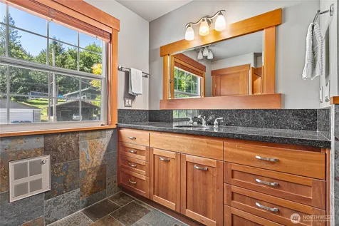 482 W Lake Samish Drive Bellingham WA 98229