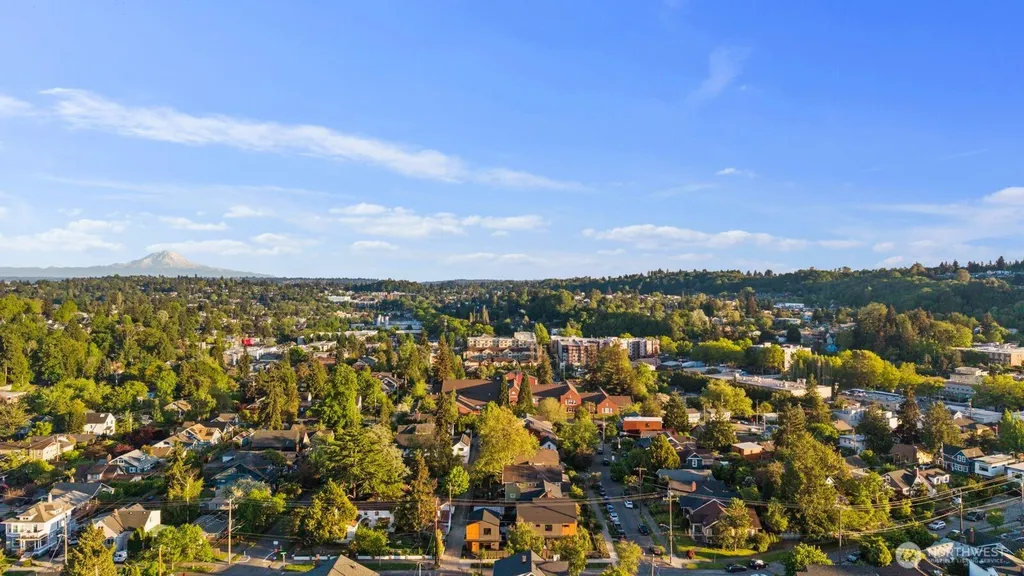 3307 S Hanford Street Seattle WA 98144