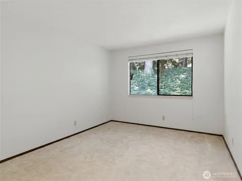 21828 SE 254th Place Maple Valley WA 98038