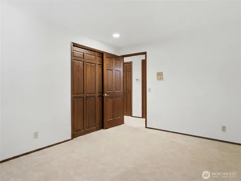 21828 SE 254th Place Maple Valley WA 98038