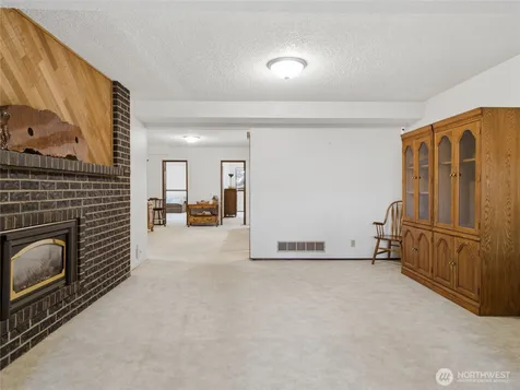 21828 SE 254th Place Maple Valley WA 98038