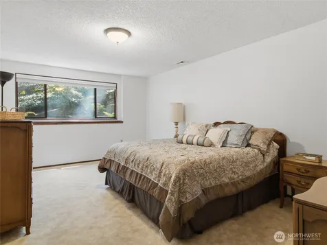 21828 SE 254th Place Maple Valley WA 98038