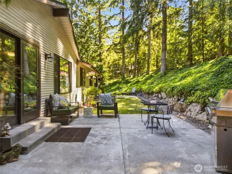 21828 SE 254th Place Maple Valley WA 98038
