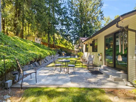 21828 SE 254th Place Maple Valley WA 98038