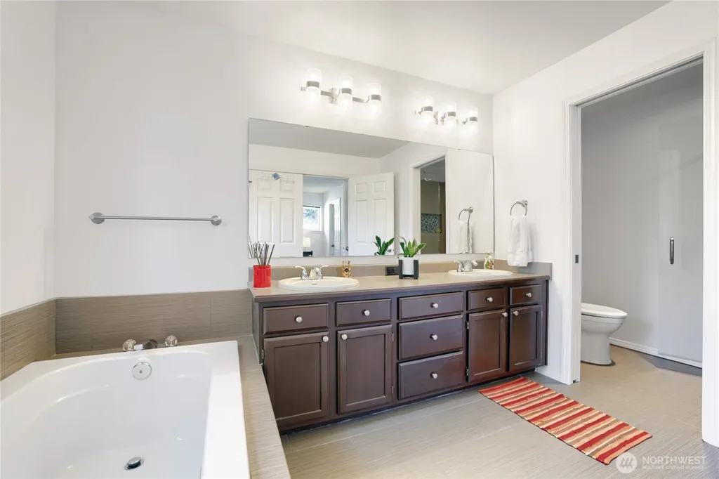 11613 Grove Drive Mukilteo WA 98275