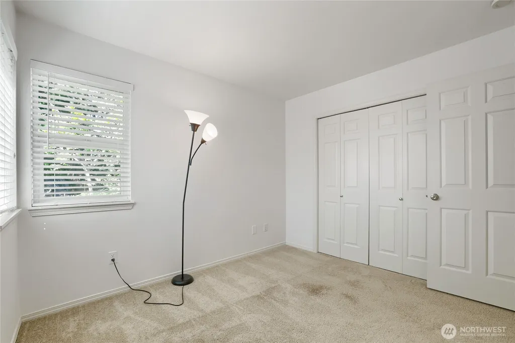 11613 Grove Drive Mukilteo WA 98275
