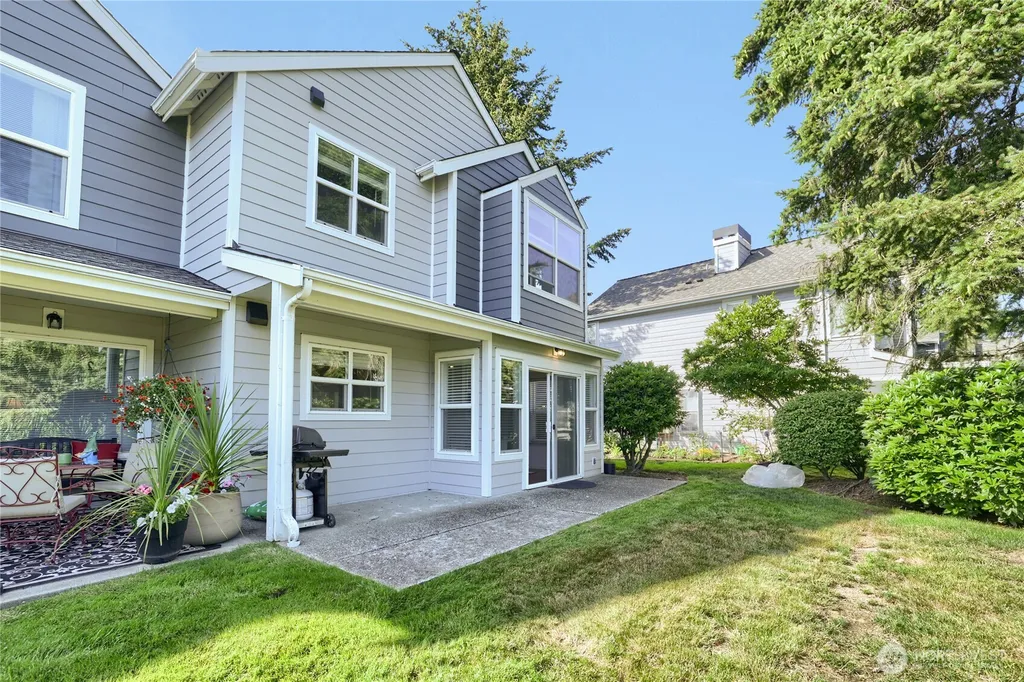 11613 Grove Drive Mukilteo WA 98275