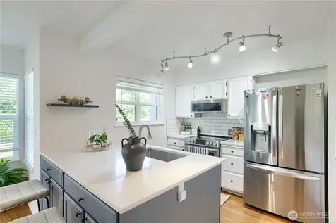 11613 Grove Drive Mukilteo WA 98275