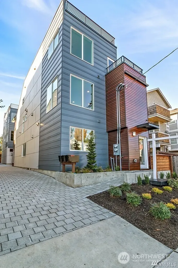 9515 8th Avenue NW Seattle WA 98117