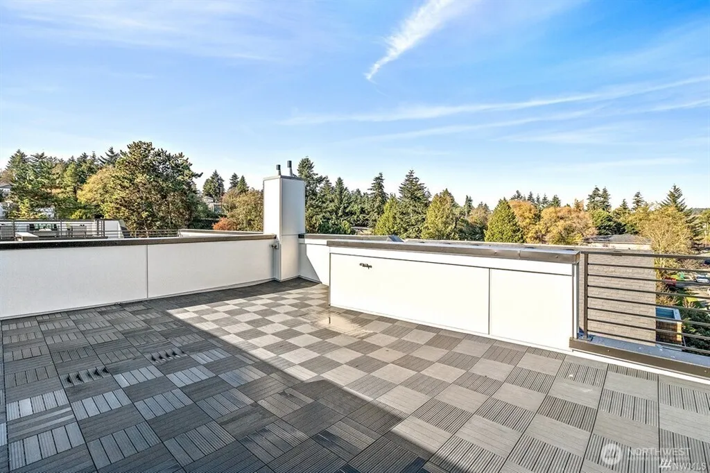 9515 8th Avenue NW Seattle WA 98117