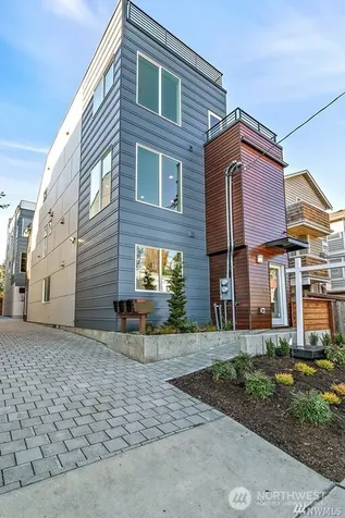 9515 8th Avenue NW Seattle WA 98117