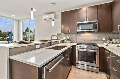 9515 8th Avenue NW Seattle WA 98117