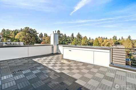 9515 8th Avenue NW Seattle WA 98117