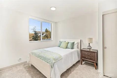 9515 8th Avenue NW Seattle WA 98117