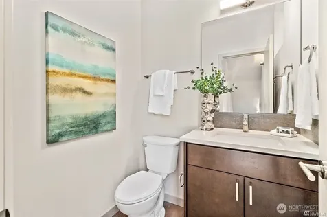 9515 8th Avenue NW Seattle WA 98117