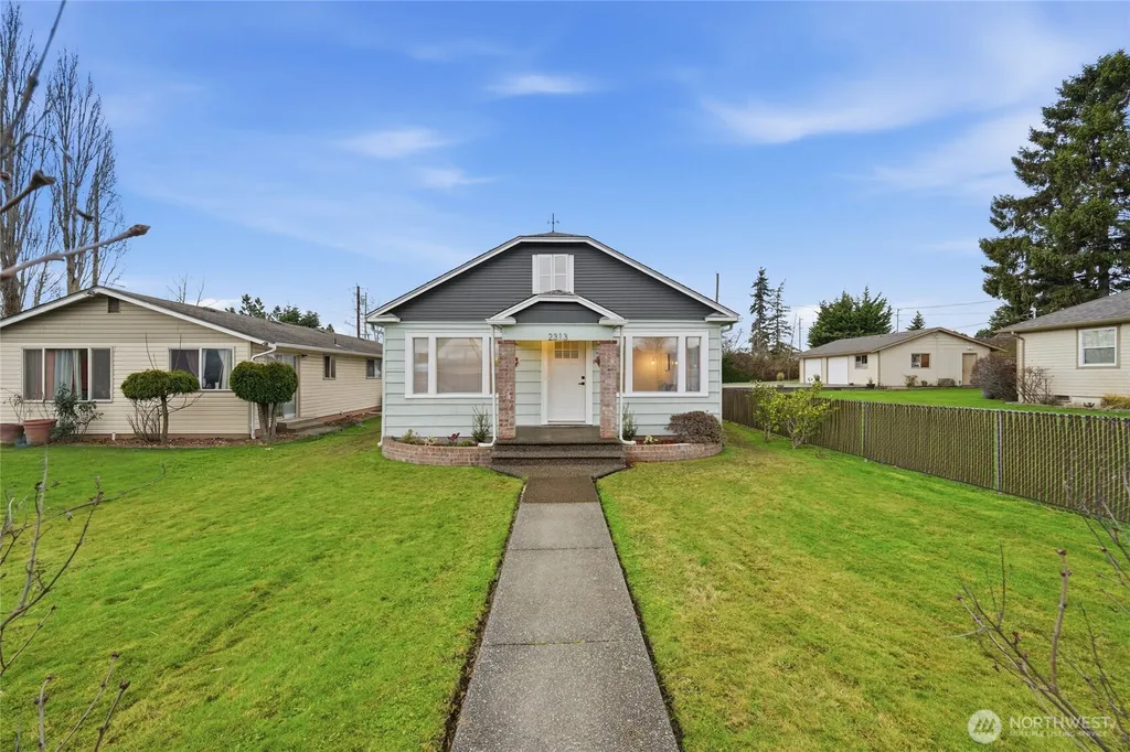 2313 Moore Street Bellingham WA 98229